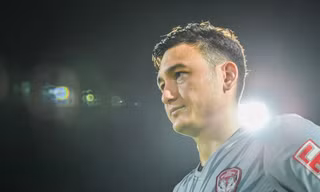 Muangthong United gửi lời cảm ơn thủ môn Văn Lâm