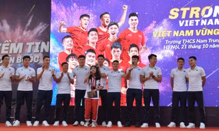 Xuân Trường nói gì với Quang Hải trước siêu phẩm ‘cầu vồng tuyết’ ở Thường Châu?
