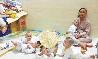 Chuyện cho, 'bán' con ở các bệnh viện