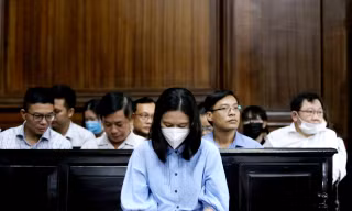 Vợ cựu Giám đốc Bệnh viện TP Thủ Đức đã 'rửa tiền' do chồng tham ô như thế nào?