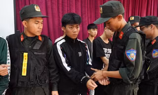 Khởi tố 18 đối tượng gây rối trật tự công cộng