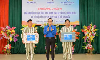 Hướng nghiệp và giới thiệu việc làm cho thanh niên lầm lỡ