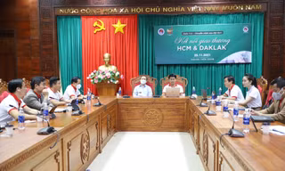 Một buổi hội thảo trực tuyến kết nối giao thương giữa doanh nhân trẻ Đắk Lắk và doanh nhân trẻ TP HCM