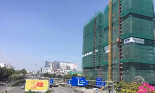 Nhà đầu tư bất động sản cao cấp sẽ gặp nhiều khó khăn khi tiếp cận nguồn vốn vay ngân hàng trong năm 2020. Ảnh: Phương Uyên.