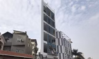 Xử lý nhà ‘siêu mỏng, siêu méo’ mọc trên các tuyến đường nghìn tỷ ở Hà Nội