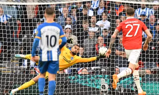Thắng Brighton 7-6 trên chấm luân lưu, MU hẹn đại chiến Man City ở chung kết FA Cup