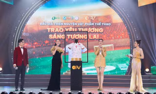 Đêm thiện nguyện ý nghĩa trước thềm trận giao hữu 'Thế hệ Vàng'