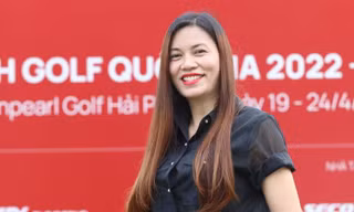 Nguyễn Thị Minh Khoa, người phá bỏ định kiến về đồng phục, và golf