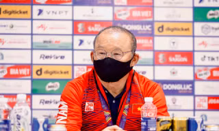 HLV Park Hang-seo: 'Tôi đã stress suốt hành trình bảo vệ tấm huy chương Vàng'