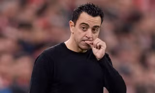 Nội bộ rối ren của Barca: Truy tìm nội gián, Xavi khám xét điện thoại, xem tin nhắn từng người