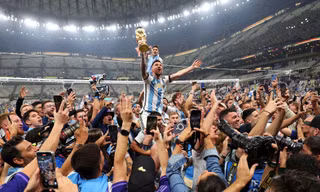 Lionel Messi: Khi mèo già hóa mãnh hổ 