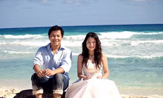 Bộ ảnh cưới 'Bốn mùa' lãng mạn của Phó giáo sư trẻ nhất 2013