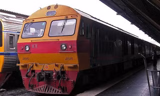 Vụ hiếp dâm và giết bé gái 13 tuổi trên chuyến tàu đêm đang làm người dân Thái Lan phẫn nộ