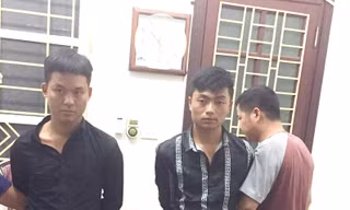 Hai đối tượng tại cơ quan điều tra tỉnh Lào Cai.