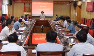 Lấy phiếu tín nhiệm các phó trưởng Ban Tổ chức Trung ương