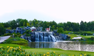 Ngoạn mục, giàu thách thức và khó chinh phục, nhưng một golfer từng ghi HIO ở hố 19 sân Kings Course 