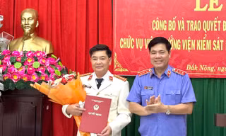 Công bố quyết định của Viện trưởng VKSND tối cao về việc bổ nhiệm cán bộ