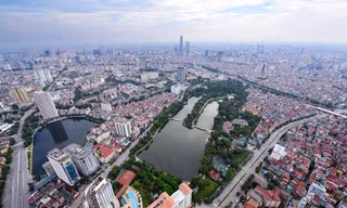 Một trụ sở cơ quan dôi dư sau sáp nhập tại Hòa Bình Ảnh: HC