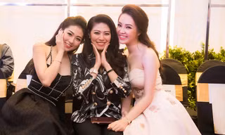 Á hậu Tú Anh thân thiết bên đàn chị Thụy Vân