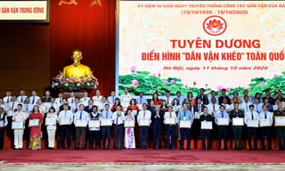 Lãnh đạo Đảng, Nhà nước trao bằng khen cho các cá nhân điển hình “Dân vận khéo” 