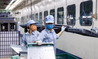 Lao động trong lĩnh vực chế biến chế tạo