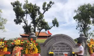 Mộ các liệt sỹ Xô viết Nghệ - Tĩnh tại Thái Lão (Hưng Nguyên, Nghệ An) 