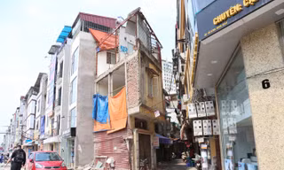 Nhà mỏng, méo kỳ dị lại xuất hiện ở trục đường vành đai 2 sau giải phóng mặt bằng