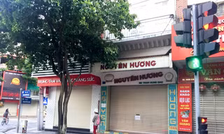 Thủ phủ bánh đậu xanh Hải Dương cửa đóng then cài vì dịch COVID 19