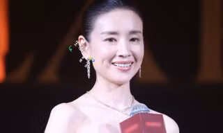 Đổng Khiết bị chỉ trích