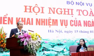 Phó Thủ tướng Trương Hòa Bình yêu cầu kiên quyết tinh giản biên chế, chấm dứt tình trạng chạy chọt, tiêu cực. Ảnh: Như Ý 