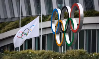 Olympic Tokyo rơi vào thế “tiến thoái lưỡng nan”