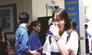 Dù chưa lọc ảo nhưng nhiều thí sinh đã biết mình trúng tuyển ĐH 2019.Ảnh: Nghiêm Huê