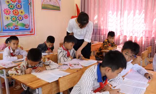 Lai Châu triển khai học 5 ngày/tuần, nghỉ thứ Bảy, Chủ nhật