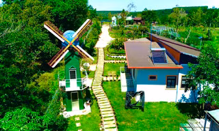 Homestay cheo leo trên vách núi Tam Đảo tiềm ẩn nguy cơ mất an toàn Ảnh: Hiểu Minh