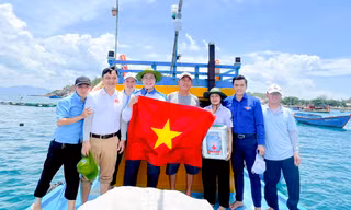Sinh viên Bình Định, Đồng Nai với hành trình biển, đảo tại Cù Lao Xanh