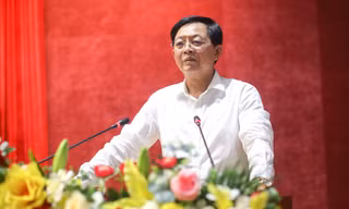 Bình Định giao nhiệm vụ cho cán bộ chủ chốt 58 xã, phường (mới)