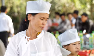 Vụ lật xe tải chở dưa hấu ở Phú Yên: Xót thương gia cảnh chồng tử vong bỏ lại 3 con thơ, vợ ốm yếu