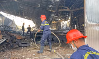 Cháy lớn tại Khu Công nghiệp ở Bình Định