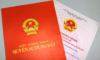 Bình Định: Khởi tố, bắt giam nhóm đối tượng làm giả sổ đỏ