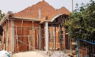 Sập giàn giáo 2 người thương vong ở Bình Định