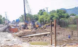 Chủ đầu tư chậm chuyển 50 tỷ, một huyện ‘cầu cứu’ Bộ Giao thông 