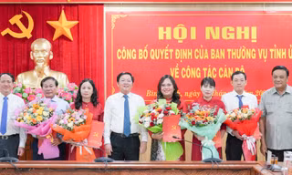 Công bố quyết định của Ban Thường vụ Tỉnh ủy Bình Định về công tác cán bộ
