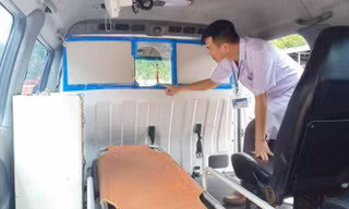 Người nhà bệnh nhân phá xe cấp cứu, đe dọa lái xe và điều dưỡng