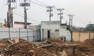 Bên trong khu giải tỏa 50 ki-ốt sân bay Tân Sơn Nhất