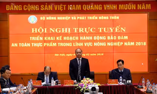Bộ NN&PTNT tổ chức hội nghị trực tuyến với các địa phương triển khai các chương trình hành động về đảm bảo ATTP năm 2018