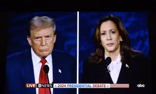 Điều gì tạo cơ hội cho bà Harris và ông Trump trong giai đoạn cuối quyết định?