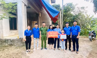 Mô hình Em nuôi của Đoàn hỗ trợ nhiều em hoàn cảnh khó khăn ở Hòa Bình