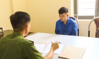 Bắt giữ nam thanh niên thách thức, chửi bới CSGT