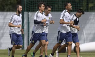 Đội tuyển Argentina già nhất World Cup 2018