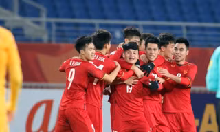 'Olympic Việt Nam cần tấn công phủ đầu Bahrain'